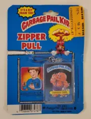 1985 GARBAGE PAIL KIDS Corroded Carl SEALED ZIPPER PULL PACK MOC Key Chain GPK
