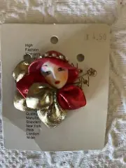 VINTAGE S.J.C. ORIGINAL PORCELAIN Red Outfit FACE MASK PIN BROOCH 3”