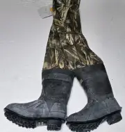 New Cabela's Wader Camo Sz 3