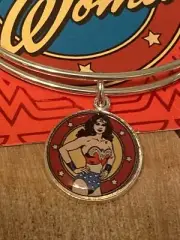 NWT Alex and Ani WONDER WOMAN Shiny Silver Bracelet with Card
