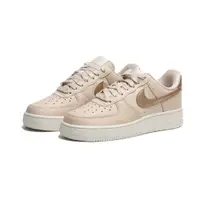 在飛比找PChome24h購物優惠-NIKE 休閒鞋 AIR FORCE 1 07 ESS TR