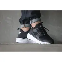 在飛比找Yahoo!奇摩拍賣優惠-老夫子 Nike Air Huarache Run Ultr