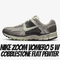在飛比找momo購物網優惠-【NIKE 耐吉】休閒鞋 Nike Zoom Vomero 