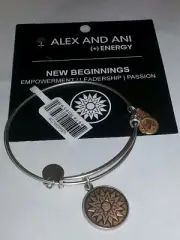Alex And Ani New BEGINNINGS Star Charm Bangle Bracelet NWT CARD Russian Silver