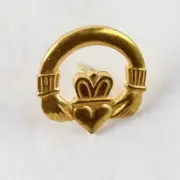 Claddagh Irish Love Brooch Gold Tone Pin - Friendship & Loyalty Symbol