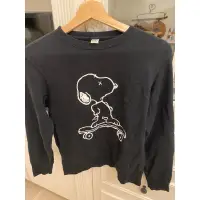 在飛比找蝦皮購物優惠-Uniqlo x KAWS snoopy 大學t