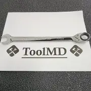 Snap-on Tools USA NEW 17mm Metric Reversible Ratcheting Combo Wrench SOXRRM17A