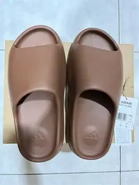 在飛比找Yahoo!奇摩拍賣優惠-adidas Yeezy Slide 咖啡色 拖鞋 涼鞋 U