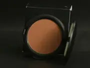 MAC PRO LONGWEAR POWDER/PRESSED - DARK (A75) - BNIB - ***BOX IS BIT SCUFFED***