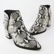 NWT Seychelles Chaparral Ankle Bootie Embossed Snake Print Black White Python 7