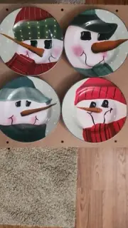 4 Sakura Snowmen 8" Plates
