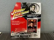 Johnny Lightning James Bond 007 '64 Aston Martin DB5 1:64 Sealed