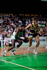 Robert Parish Boston Celtics drives to the basket v Steve Stipanov- Old Photo