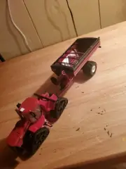 1/64 Custom Quad Trac With Grain Cart