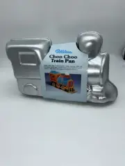 Vintage Wilton Choo Choo Train 3-D Stand Up Cake Pan Mold 2 Piece Set 1B