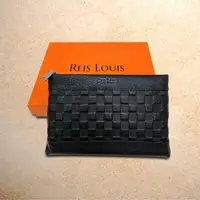 在飛比找momo購物網優惠-【REIS LOUIS 李斯路易斯】浮雕格紋牛皮手拿包(牛皮