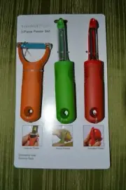 3 Piece Vegetable Fruit Peeler Set Julienne, Swivel, Serrated Household Trends