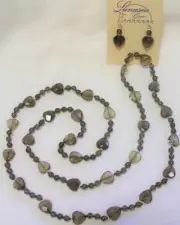 32" HAND KNOTTED FACETED SMOKY QUARTZ HEART GEMSTONE BEADED NECKLACE EARRING SET
