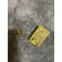 在飛比找蝦皮購物優惠-Versace 吾愛黃鑽女性淡香水 5ml