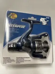 Bass Pro Shops Stampede Rear Drag Spinning Fishing Reel SP20R