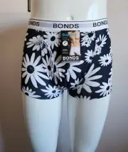 Bonds Mens MX3N O1L Daisy Daze Printed GuyFront Trunk Brief Size S New