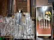 Oneida VICTORIAN CLASSIC Silverplate 1881 Rogers Ltd Silverware Flatware 14 Pcs