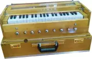 Handmade Portable 3.5 Octave Harmonium with 9 Stops and Coupler – Professional