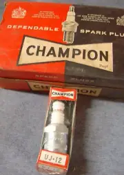 NEW CHAMPION UJ12 SPARK PLUG SHORT REACH 14 MM FOR CLASSIC CAR MOTOR CYCLE