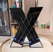 HCMY X-MEN Wolf Uncle 1/1 Wolverine Claw LED Desk Light Display Toys Collection