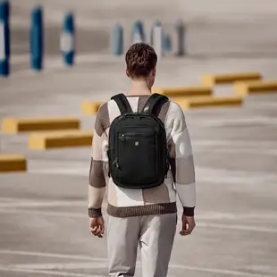 VICTORINOX 瑞士維氏15.6吋電腦後背包Compact Backpack 611474