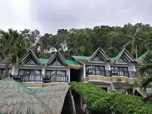 水晶藍度假村Crystal Blue Resort