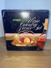 VTG Pyrex Wine Cheese Serving Cloche Wood Set Decanter Picnic Hostess Retro 9874