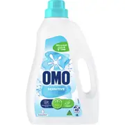 OMO Sensitive Laundry Liquid 2L