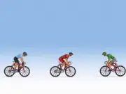 N15897 Noch OO/HO Gauge Racing Cyclists (3) Figure Set