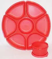 [Tupperware] Large Serving Center 13 Inches Raspberry Red
