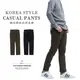 ［零碼促銷］韓版休閒褲 小直筒褲 彈性休閒長褲 黑色長褲 Korean Style Casual Pants Slim Straight Pants Stretch Pants (390-8942-11)軍綠色、(390-8943-21)黑色 M L XL 2L 3L 4L (腰圍:28~39英吋 / 71~99公分) 男 [實體店面保障] sun-e