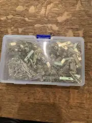 185 Pcs Picture Hangers Hooks with Nails 30lbs Photo Picture Frame Hooks Hardwar