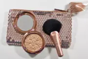 MAC Snow Ball Face Bag/Peach Show Gold Extra Dimension Skinfinish 100% Authentic