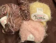 3 NEW SKEINS TRENDSETTER YARN DUNE COCONUT PERLA Pink Cream Mixed Metallic