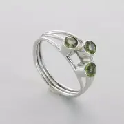 Triple Round Green PERIDOT Ring - Multiple Sizes - 925 STERLING SILVER #36e