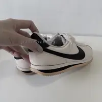 在飛比找蝦皮購物優惠-NIKE Classic Cortez Leather 白底