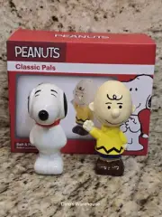 Peanuts Classic Pals Snoopy & Charlie Brown Ceramic Salt & Pepper Shaker Set NEW
