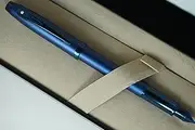 [Sheaffer] 100 Refillable Satin Blue Fountain Pen with PVD Blue Clip, Finial signature Center band. Comes in Premium gift Box