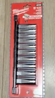 Milwaukee PRO 10pc 3/8" drive Deep Metric Socket Set w/Rail 10-19mm #48-22-9505