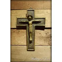在飛比找蝦皮購物優惠-美國古董耶穌十字架壁飾 [WALLART-0022]