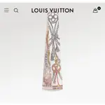 (🎉已售）全新正品✨LOUIS VUITTON長絲巾MIX AND STRAPS老花鎖鏈印花粉灰絕美配色LVTWILLY