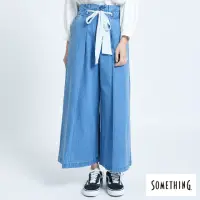 在飛比找momo購物網優惠-【SOMETHING】女裝 繫帶打摺寬版牛仔褲(拔洗藍)