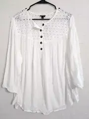 NWT Torrid womens 2 (18-20) peasant blouse top white eyelet long sleeves rayon
