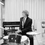 The Byrds�Michael Clarke 1965 TV OLD PHOTO 3
