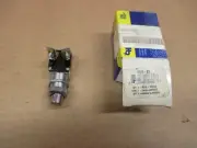 9023-BX MOMENTARY PUSH BUTTON SWITCH COLE HERSEE NEW